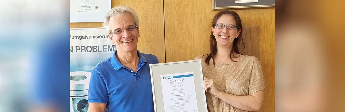 Rieger Metallveredlung Blog – Certified Quality - Franz Rieger presents the new quality-management certificate